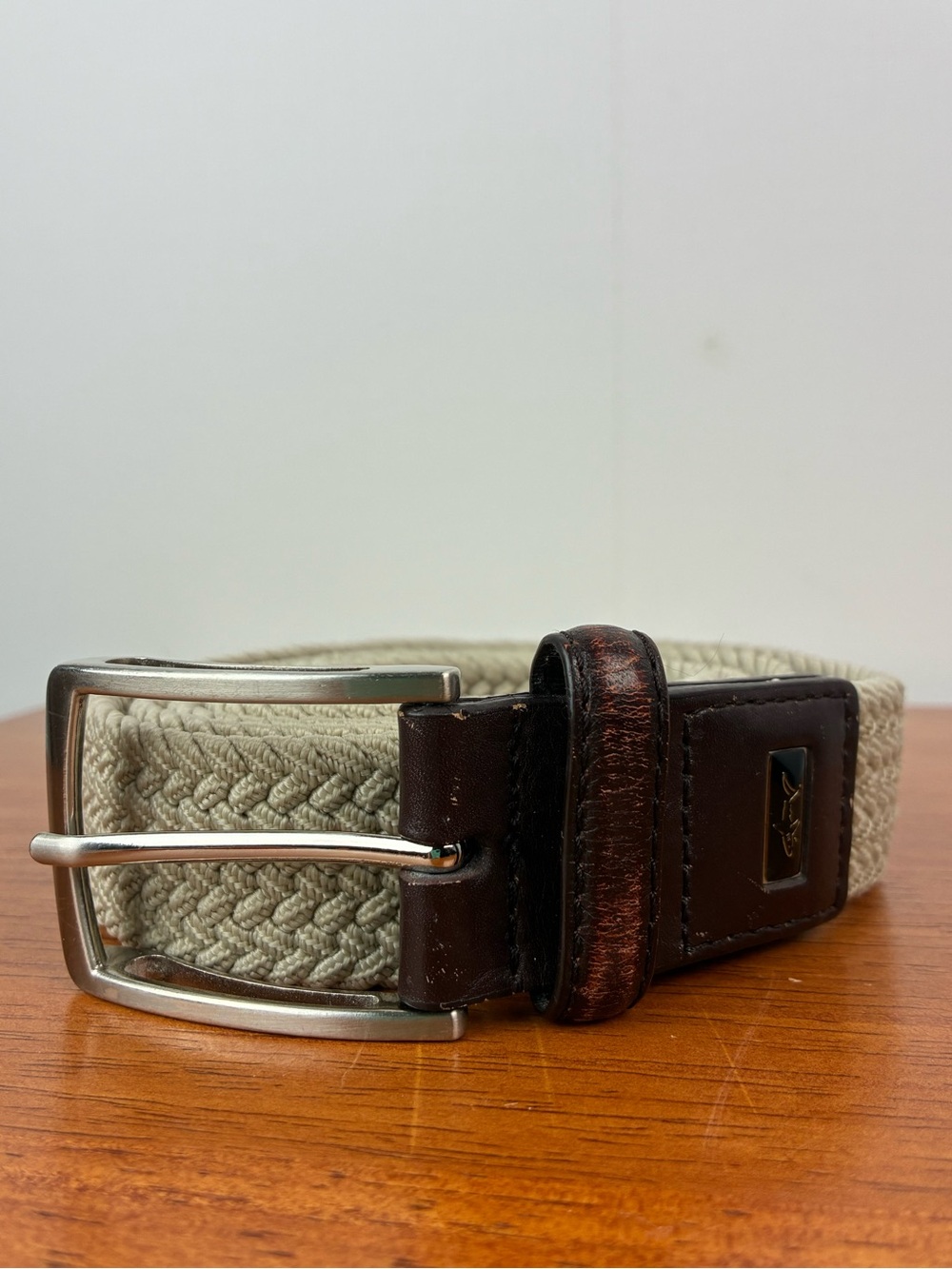 Greg Norman Beige/Brown Men's Braided Stretch Belt Size 42 Silver Buckle Logo